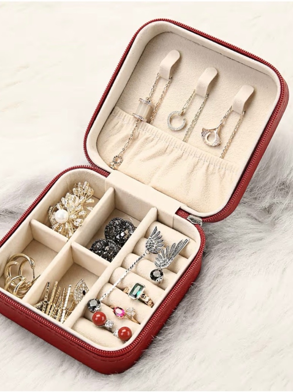 Red Square Zip Jewelry Case - Picture 3 of 3